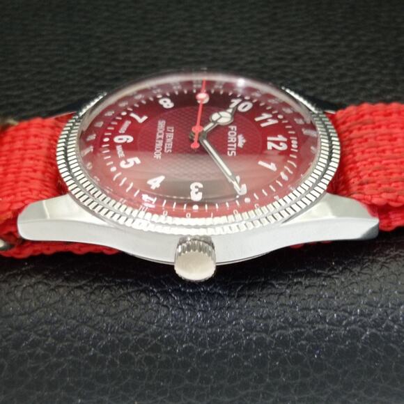 Vintage 1982 Fortis Manual Mens Silver Watch W/Nato Strap & Red accents - Picture 5 of 9